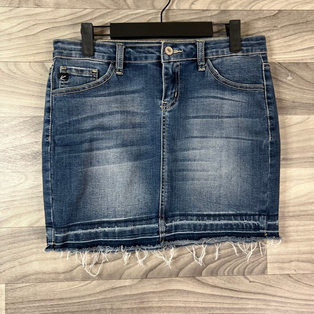 Kancan Denim Skirt Womens 7 Juniors Blue Dark Wash Stretch Frayed Pockets Y2K‎